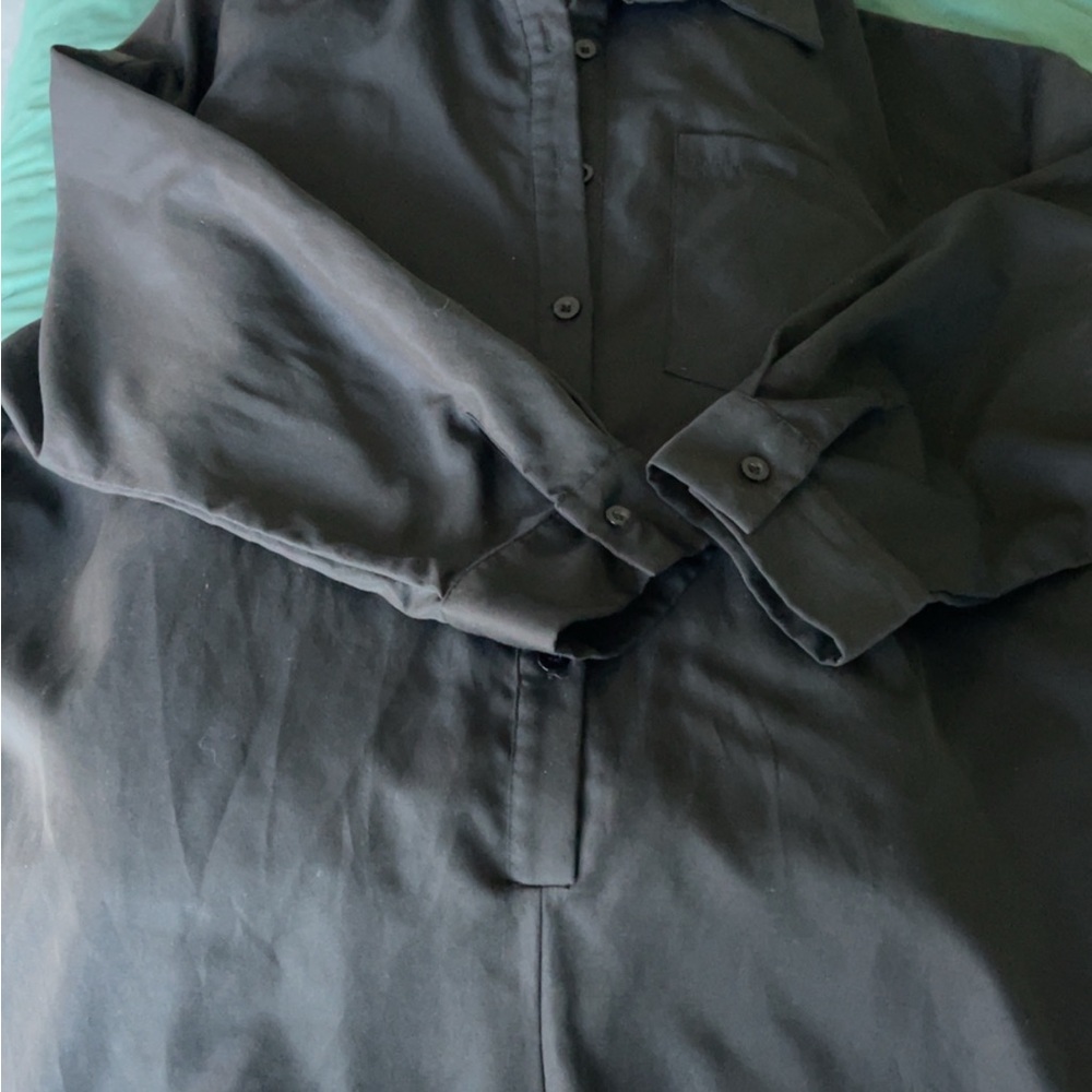 Black Button-Up romper - Picture 2 of 4